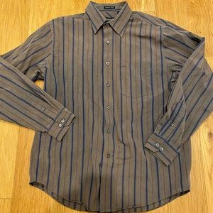 Van Heusen wrinkle free gray mens button down